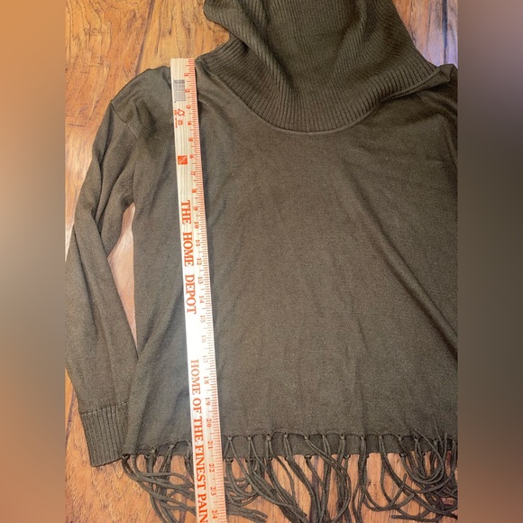 MICHAEL Michael Kors brown Cowl Neck Sweater with Fringe top shirt Medium - Picture 5 of 5